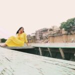 Monika Bhadoriya Instagram - Benaras is one of the oldest living cities in the world. #banaras #banarasghat #banarasoldestcity