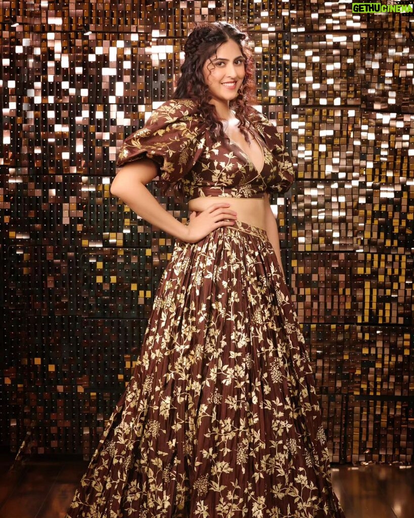 Monika Bhadoriya Instagram - Plant seeds of happiness, hope, success, and love; it will all come back to you in abundance : : : Styled by ▪︎▪︎ @veronica_raichand Photography▪︎▪︎ @modelstudio_mumbai
