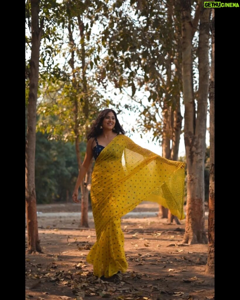 Monika Bhadoriya Instagram - Saree ❤️ 😊