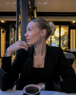 Montaine Mounet Instagram - Focus on 👀 

#picoftheday #picture #love #girl #france #automne #autumn