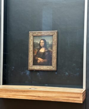 Montaine Mounet Instagram - Un peu de culture 👨🏼‍🎨🇫🇷 
•
•
•
•
•
#picoftheday #love #paris #france #art #louvre #peinture