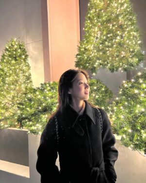 Moon Joo-yeon Instagram - Merry white christmas💚🎄❤️