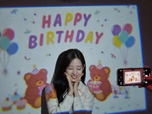 Moon Joo-yeon Instagram - 🍰생일 축하해주신 모든분들 너무너무 감사합니다🩵
항상 사랑과 감사를 느끼는 생일☺️✨