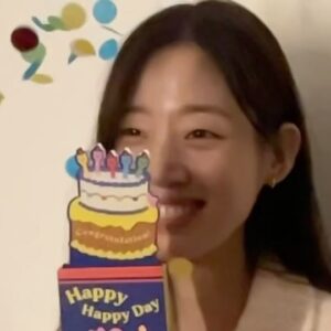 Moon Joo-yeon Instagram - 🍰생일 축하해주신 모든분들 너무너무 감사합니다🩵
항상 사랑과 감사를 느끼는 생일☺️✨
