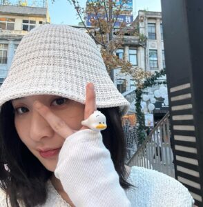 Actress Moon Lee HD Instagram Photos and Wallpapers January 2024
