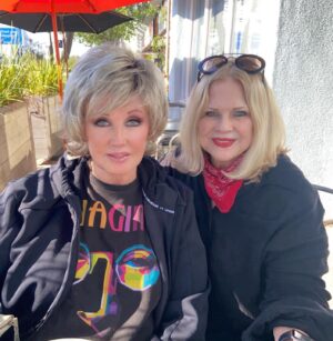 Morgan Fairchild Instagram - #On@yWk to lunch with one of my dearest friends @susanlanier_actor! We went to high school together & she is a fantastic actress & writer! Sooo much to catch up on! And laugh about! Mask is on the table #BeKind #ReachOut Sending Love To You All💗🌷💗🎉💗🦋💗💕💗🌷💗🎉💗🦋💗💕💗🌷💗🎉💗🦋👋💕💗