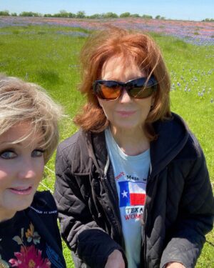 Morgan Fairchild Instagram - #OnMyWalk with @cathrynhartt to fields of #Bluebonnets in #EnnisTexas! Wonderful year for bluebonnets! #BeKind  Sending Love To You All💗🌷💗🎉💗🪻💗🦋💗🌷💗🎉💗🪻💗🦋💗🌷