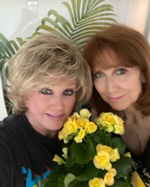 Morgan Fairchild Instagram - #OnMyWalk to yellow begonias for my sister @cathrynhartt and gratitude she took time out from her busy schedule to come visit me in #KC and catch our rehearsals for Always a Bridesmaid at @newtheatrekc! #BeKind Sending Love To You All💗🌷💗🎉💗🥰💗🌷💗🎉💗🥰💗🌷💗🎉💗🥰💗🌷💗🎉💗