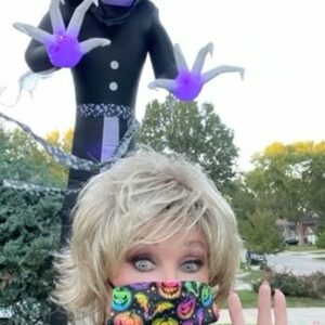 Morgan Fairchild Instagram - #OnMyWalk I met this tall guy. He’s sort of waving, so I waved back. He looks safe, right??😳 #Scary #Boo #HalloweenIsComing #HappyHalloween  #BeKind  Sending Love To You All🎃☠️🎃🐈‍⬛🎃🧛🎃👻🎃🧙‍♀️🎃🍁🎃☠️🎃🐈‍⬛🎃🧛🎃👻🎃🧙‍♀️🎃☠️🎃🐈‍⬛🎃🧛🎃👻🎃🧙‍♀️🎃☠️🎃🐈‍⬛🎃🧛🎃👻🎃🧙‍♀️🎃☠️🎃🐈‍⬛