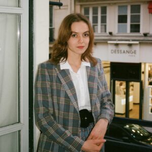 Morgan Saylor Instagram - Au fil des saisons !!!!!! ♥️❣️♥️