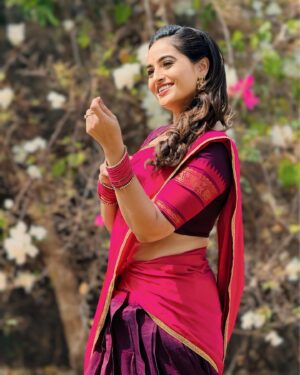 Mounika Dev Instagram - Thavaani pota Deepavali 🪔