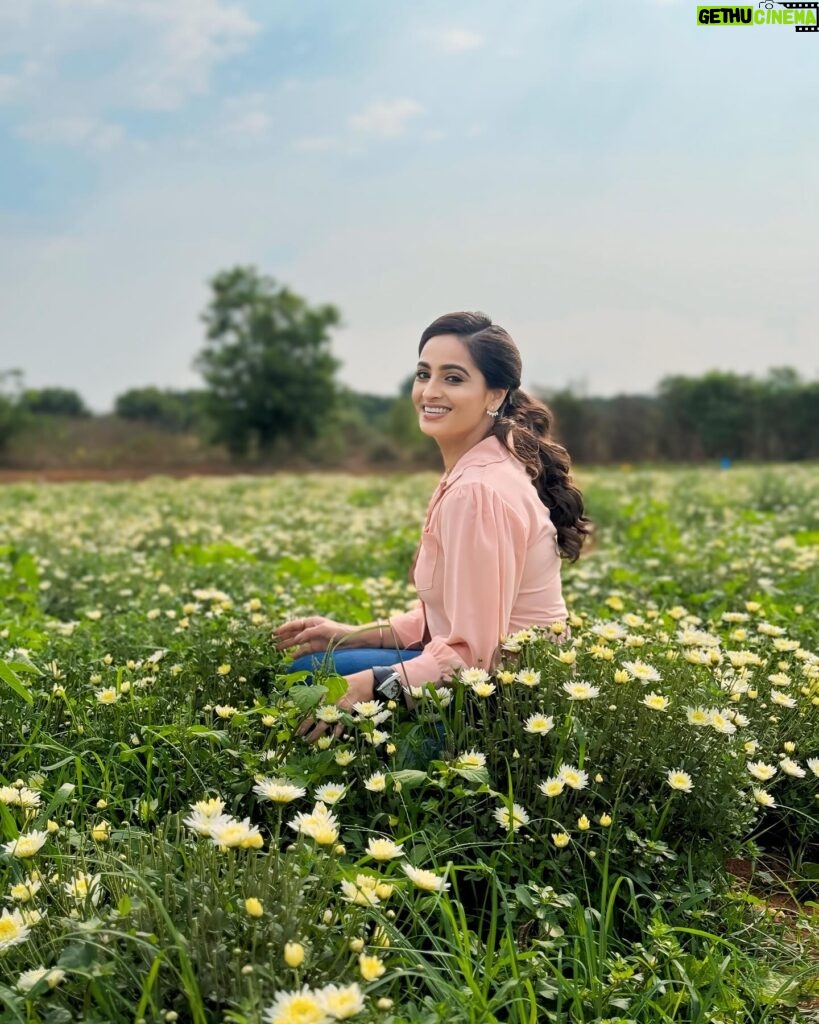 Mounika Dev Instagram - Alexa, play super song🎵 #postoftheday #goodevening #nature #goodvibes