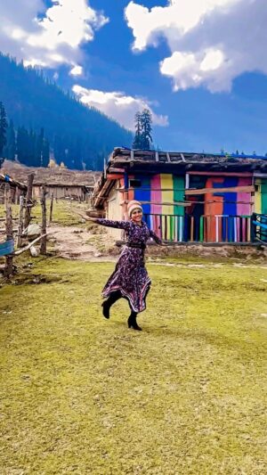 Mousumi Nayak Instagram - Husana pahadon ka 💞