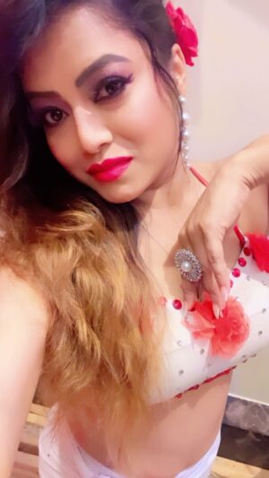 Mousumi Nayak Instagram - I love Meeeee Myself 🫣🥰🧿