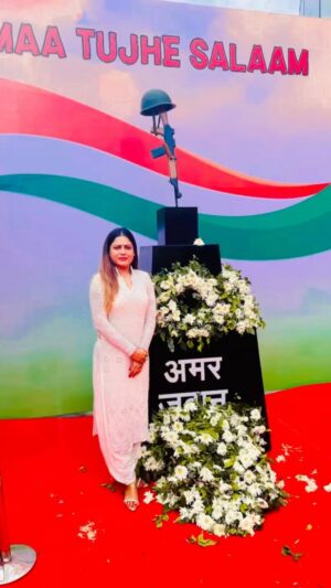 Mousumi Nayak Instagram - Happy Independence Day 🇮🇳💞🙏🏻