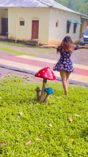 Mousumi Nayak Instagram - Mujhe nahi chahiye 🤪🤪🤪