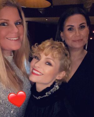 MyAnna Buring Instagram - My New year dates… wishing everyone a belated Happy New Year and much love for 2022- ❤️❤️❤️❤️