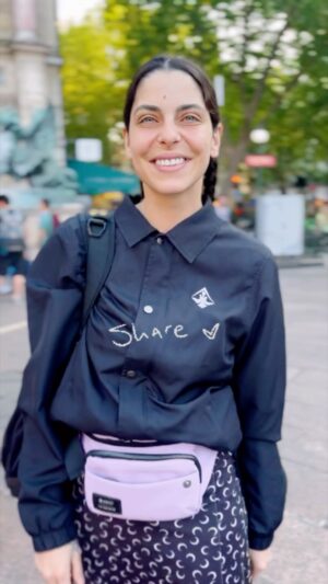 Myriella Kourenti Instagram - 🤍
Τότε είμαι ΕΛΕΥΘΕΡΟΣ…
#paris #fontainesaintmichel #freedom 
#freedomislove #unconditional #loveall