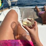Nadège Lacroix Instagram - PROLONGATION DE VACANCES ☀️👙🚤💙 Et si les meilleures vacances c était juste les imprévus et les retrouvailles avec de belles personnes ❤️ Je vous fais de gros bisous ❤️💋 #imprevu #friends #goodlife #happyme #sunnyday #vacation #italy #☀️ @gigirimkus