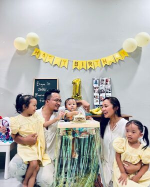 Nadia Aqilah Instagram - To my hero who loves banana a little too much lately, pastu hadiahkan poonami after. Tiada yang lain kami mahukan selain bahagia buat awak, thank you for being patient and kind (lagi2 bila kakak2 awak rebutkan awak 🤪). I look forward to your morning smile everyday eeee geramnya walaupun awal sgt awak main buku lagu enjit2 semut tu dlm gelap 🤪 (morning person like mama). 

Know that you owe us nothing, and thank you for choosing us as your parents. To many more years of exploring each other, Mama sayang awak tiada tepian Bayu Aria ⭐️ May you always be protected sayang. #duanadiaries 
#bismillahimasyallah❤️