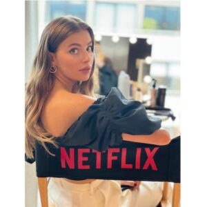 Nadia Parkes Instagram - What a wild two weeks with the bestest people ❤️‍🔥 hope you’re all hibernating and watching @thebastardson_tv @netflixuk  Special thanks to these heroes 🫶. Styling @hollyevawhite 
Makeup @sarahillmakeup 
Hair @davidebarbieri_