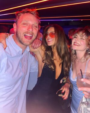 Nadia Parkes Instagram - Glorious people (boogying away 3 weeks ago today) 🥺