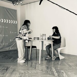 Nadia de Santiago Instagram - Que divertido fue investigar y compartir nuevas formas de interpretación con @annamarchessi en las clases de dirección de actores de las residencias artísticas de la @academiadecine. 
Espero que el proyecto vaya fenomenal! ✨🕯️