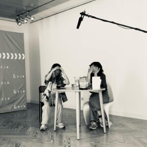 Nadia de Santiago Instagram - Que divertido fue investigar y compartir nuevas formas de interpretación con @annamarchessi en las clases de dirección de actores de las residencias artísticas de la @academiadecine. 
Espero que el proyecto vaya fenomenal! ✨🕯️