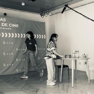 Nadia de Santiago Instagram - Que divertido fue investigar y compartir nuevas formas de interpretación con @annamarchessi en las clases de dirección de actores de las residencias artísticas de la @academiadecine. 
Espero que el proyecto vaya fenomenal! ✨🕯️