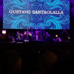 Nadia de Santiago Instagram - The DisFruTonEs
Barna, 2023

El granizado de limón puede saber a flash de limón

@gustavosantaolalla 🎁🙏🏻✨🌱🥹

Muchas gracias @roommatehotels #RoomMateCarla, por ser nuestra casita estos días