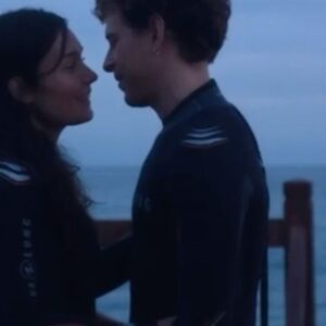 Nadia de Santiago Instagram - Los 10 capítulos de 11 minutos llegan el 29 de octubre a @netflixes 
Cuanta emoción!💥
@alvarocervan 🐬