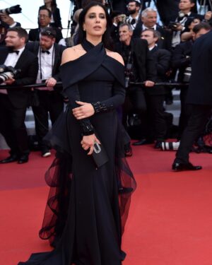 Nadine Labaki Instagram - Thank you @ramikadi @rogervivier @cartier @damiangarozzomakeup @diormakeup @alexandramathieucoachbeaute @dessangeparis for another beautiful evening ! @festivaldecannes #can’es2019