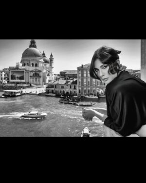 Nadine Labaki Instagram - Thank you Venice for the dreams and the goosebumps ! Thank you @cartier @harithand @francescabrazzo @bentalbott for your magic hands. Thank you @ammarparis @lahamag for your beautiful gaze!