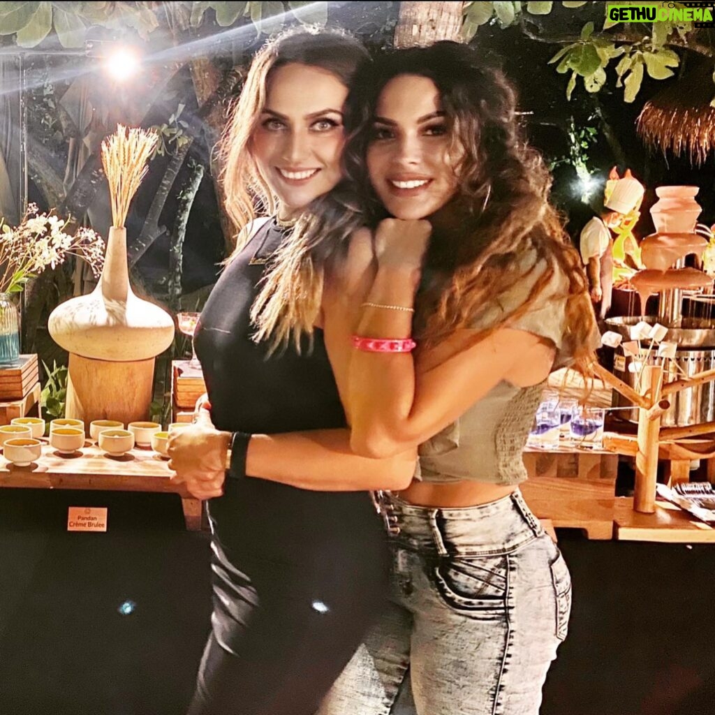 Nadine Velazquez Instagram - Happy Birthday to the Honey in my Heart. My best friend. My sister. My Queen. A Goddess who rules with love and fairness. Who inspires in ways that blows my crown back. Best, you’re unconditional, wise, direct, clear, honest, generous, loving and all the things a fully realized woman should be. You are a work of art. I love you to the moon & beyond. We are connected for life. Plz wish BESTIE a HAPPY BIRTHDAY @styledbykarladiana