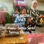 Nadiya Nisaa Instagram – The Nadias Vol.5 💕

Alhamdulillah for another great experience at @kedaiserbaserbi_ @semuahousekl 
Terima kasih kepada semua yg datang singgah booth kami. We had fun meeting all of you perkenalkan our homemade product. InsyaAllah menu raya anda akan lebih memukau tahun ini ✨ gituuu…

Rakan baik @ezadibrahim pun buat kemunculan memberi sokongan moral kepada mak-mak yg dah lenguh kaki tapi tetap mengukir senyuman 🤭

Tulang belakang tabir seperti biasa @aidatettt rescue bawa stok lebih dalam hujan, tissue habis, plastik habis segala  benda lah habis 😅

And kali ni kita ada booth partner @bakewithaidan menyerikan pilihan kiosk kita dgn aneka dessert & tauhu bergedil yg da BOMB 💥 Orang Malaysia hantu dessert rupanya. Bersinar mata tengok Pavlova 🤩 Thank u korang sudi collaborate. Allah swt saja boleh membalas jasa anda 💕

LAST DAY HARI INI
LAST DAY HARI INI
LAST DAY HARI INI
12 tghari – 12 malam
Before we’re moving on to our last location ……
Rasanya boleh teka tak? 
Last kopek before raya 🤓