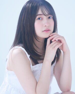 Nagisa Hayakawa Instagram - .
珍しい雰囲気！！！！

撮影して頂きました❤︎

💇‍♀️ @shun___fukuda 
💄 @y_.y__.y 
📷 @youta_takahashi_