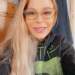 Naike Rivelli Instagram - #iospengolarai #naikerivelli #nonpagocanonerai #libertadipensiero #pace #nowar #passaparola @ornellamuti @ornellamutihempclub @cannabis_medical_center
