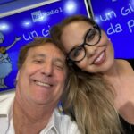 Naike Rivelli Instagram - Mamma e papà @enzinoiacchetti 🤣🤣🤣🤣🤣🤣🤣🤣❤️💚💚❤️ @ornellamuti @ungiornodapecora @sabrinasalernofficial @diegopadula @germanohr @nenofagiolone.robertofazioli @blueeyedfamily