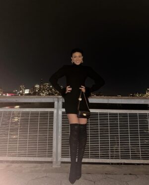 Naima Mora Instagram - To all my beautiful friends …. THANK YOU for helping me celebrate my second 35th Birthday!!!!

Special thanks to @ishaebworld (we didn’t get our organic shot 😩) and @mylongstoryshort for hosting us all!!!! 

And thank you @nonchalantlabel for dressing me! I adored this dress!!!