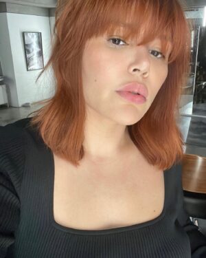 Nakkiah Lui Instagram - They call me Big Red 🍒❤️‍🔥🚨

Thank you @stephaniewhitaker__hair 🌹