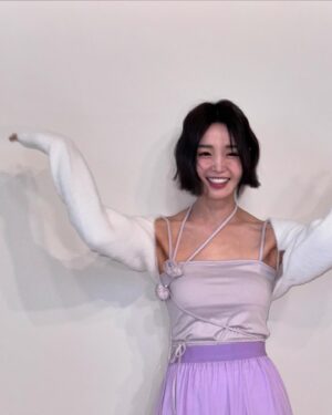 Nam Gyu-ri Instagram - 🎬특별히 즐거웠던 촬영장

 “고백하는거맞아”🌺