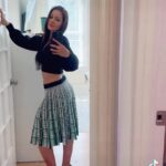 Nana Gouvea Instagram – On my way to paradise! Hope to see you there! 👸🏻💚 On my way to Connecticut! 🥳 nanagouvea #outifit #outfitoftheday #outfitideas #heels #fendi #skirt #bananarepublic #top #guess #imbeautiful #selflove #goddess #muse #deusa #fyp #foryoupage