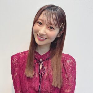 Nanami Yamashita Instagram - ⁡
マーガレット&別冊マーガレット６０周年を記念してボイスコミックライブが開催されます✨✨✨
⁡
私も出演させていただきます♪
⁡
恋愛ものの漫画作品を会場で生アフレコするということで、私もドキドキしながら本番当日を待ってます🫨🌟
甘酸っぱいときめきや、切ないシーンも、ひとつひとつ皆様と共有できることがとても楽しみです🩷!
⁡
ボイスコミックライブの公式Xで、
コメント動画や作品のコラボドリンクの紹介、
出演者直筆サイン入りコースターキャンペーンなどなど
更新されてるのでチェックしてね💫❣️
⁡
🎫チケット一般販売開始されました🎫
会場で待ってます~！頑張ります📖💓
⁡
✴︎出演公演日時
昼公演5月11日(土) 
開場　12:30（予定）
開演　13:30
終演　15:00
⁡
夜公演5月11日(土) 
開場　18:30（予定）
開演　19:30
終演　21:00
⁡
✴︎会場
池袋HUMAXシネマズ
⁡
✴︎ 出演者
作品「ピンクとハバネロ」
石川 界人 / 山下 七海 / 西山 宏太朗
⁡
作品「お姉ちゃんの翠くん」
西山 宏太朗 / 山下 七海 / 今井 文也

他の日程でも、素敵な豪華な作品とキャストでボイスコミックライブが開催されてます☆
公式サイトもみてみてね♡！
