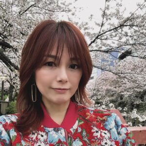 Nanase Aikawa Instagram - 『サクラサク』という曲は、昔むかし、目黒川のこの景色を見て書いた。
懐かしさに、思わず写真を撮っちゃった🌸🌸🌸ちょっとキュン🤏💓

#目黒川
#さくら