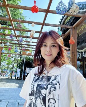 Nanase Aikawa Instagram - 先日、久しぶりに木更津の八剱八幡へ。
私が植樹した橘も元気に育っていました😊🌲びっくりしたのは、同期が奉職していたこと🤭

#早朝参拝
#気持ちいい