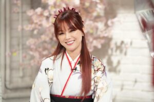 Nanase Aikawa Instagram - 本日、『おしゃれクリップ』のオンエアーでした😊息子たち2人のインタビューを客観的に見ながら、本当に大きくなったなと感動してしまいました、、、🥹
大学の先生や、友達、地元の人たち、支えてくれている方々が取材の協力をして下さって感謝です。
最後は、渋沢先生からの手紙で泣いてしまいましたが、私のこの4年間のすべてが詰まっていたオンエアーでした。

明日から4月。友達たちは社会人としての第一歩。私は大学院の入学式。新しい扉を勇気を持って開けたいと思います。
本当にありがとうございました。

衣装
西善商事
@j1u_by_labelleetude 

取材協力＠自由が丘
パスタバルミキヤ　@pastabar.mikiyas 
とんかつ味の一番
自由が丘熊野神社

#日テレ
#おしゃれクリップ