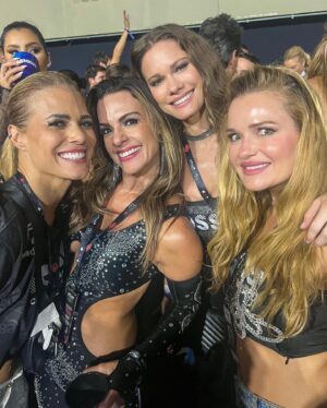 Nanda Ziegler Instagram - Saudades já! 🤍🤍🤍🤍
@nossocamarote