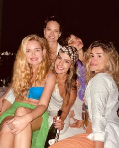 Actress Nanda Ziegler HD Instagram Photos and Wallpapers January 2024