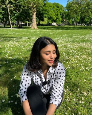 Nandini Sree Instagram - And just like that spring is here..🌼

Click courtesy: @keerthana__hari 😘