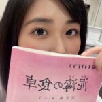 Nanoka Hara Instagram - ｢泥濘の食卓｣第2話 テレビ朝日系、今夜11時30分から！！ 恋愛モンスターちふゆ、登場です🥶🥶 お楽しみに😈笑 チャームポイントのおでこのホクロ、描いてますー！ #泥濘の食卓